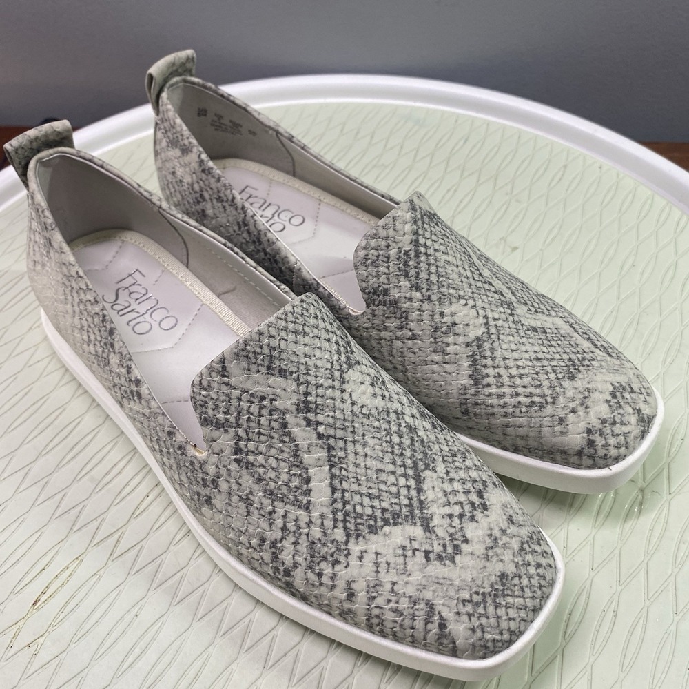 Franco Sarto Womens Boston Loafers Snake Skin Slip-on Shoes White/Gray Sz.6M EUC
